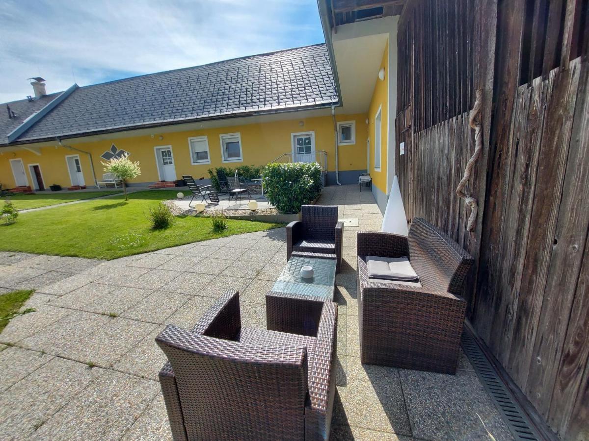 Hotel Wollsdorferhof à Sankt Ruprecht an der Raab Extérieur photo
